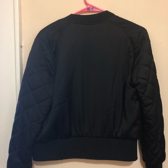 H&M bomber jacket - Picture 2 of 3